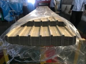 Hasil produksi atap spandek PT MMMA yang sudah dikemas rapi dan siap dikirim dari pabrik